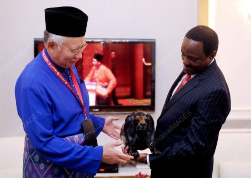 UMNO98_29112012_PM_KENYA