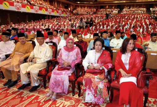 PERHIMPUNAN AGUNG UMNO KE 64