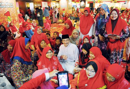 UMNO_11122015_NAIB_WANITA
