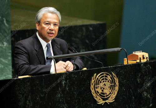 AHMAD HUSNI HANADZLAH