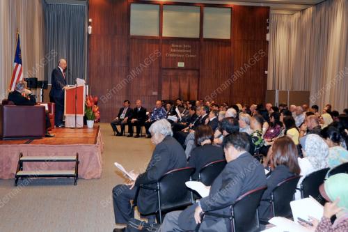 DATUK SERI MOHD NAJIB TUN ABDUL RAZAK