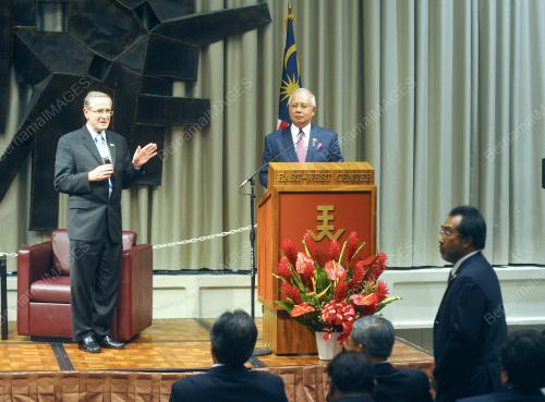 DATUK SERI MOHD NAJIB TUN ABDUL RAZAK