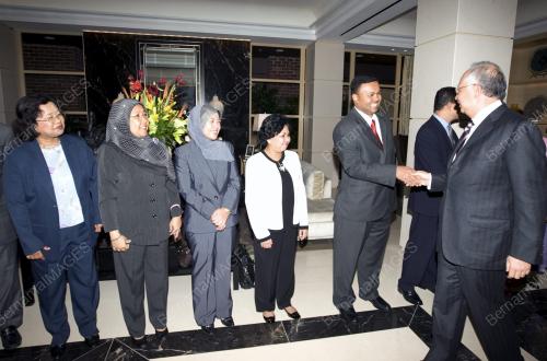 DATUK SERI NAJIB TUN RAZAK