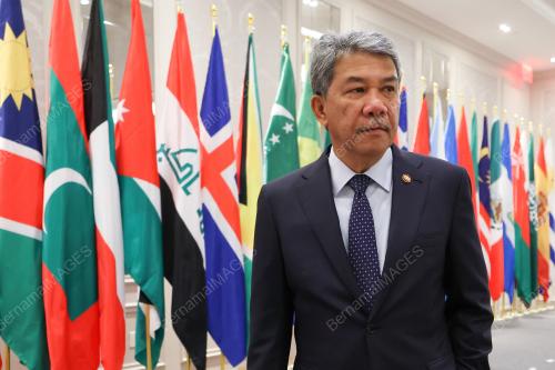 DATUK SERI MOHAMAD HASAN