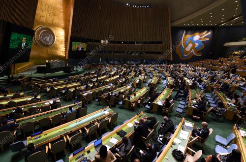 USA01_28092018_UN