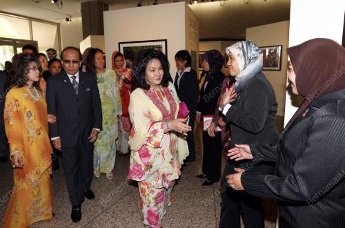 ROSMAH MANSOR