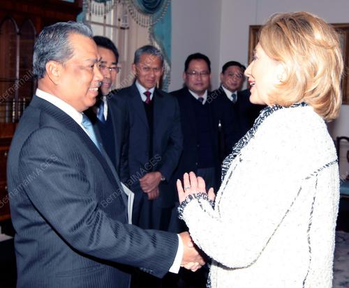USA02_15012011_MUHYIDDIN