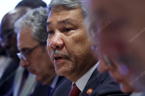 DATUK SERI MOHAMAD HASAN