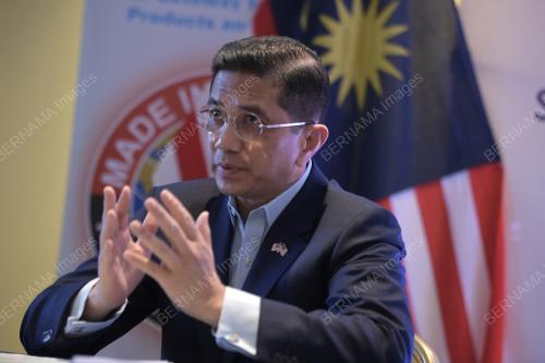 DATUK SERI MOHAMED AZMIN ALI