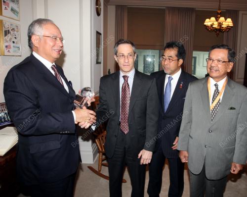 DATUK SERI MOHD NAJIB TUN ABDUL RAZAK