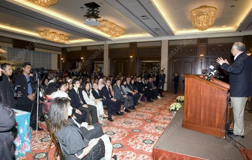 DATUK SERI NAJIB TUN RAZAK