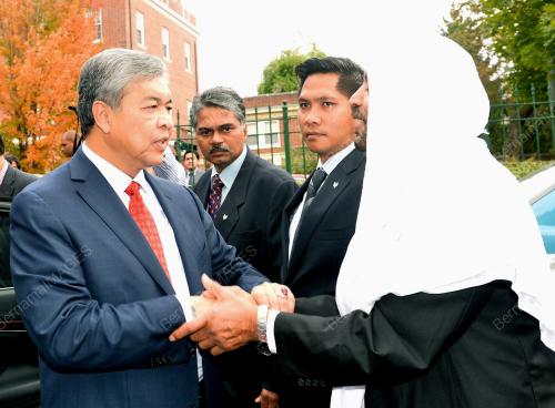 USA04_10102015_FAREWELL