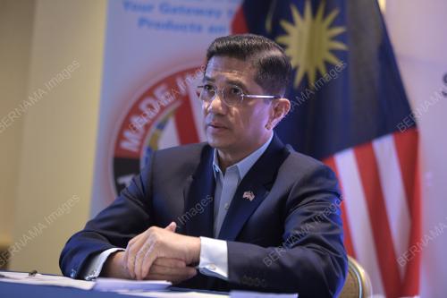 DATUK SERI MOHAMED AZMIN ALI