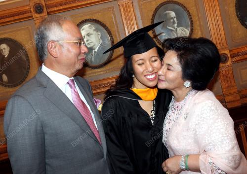 DATIN SERI ROSMAH MANSOR