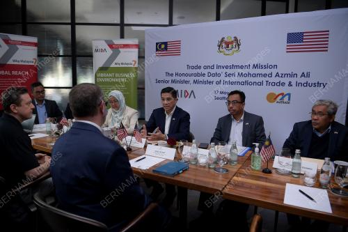 DATUK SERI MOHAMED AZMIN ALI