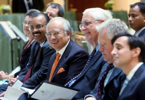 DATUK SERI MOHD NAJIB TUN ABDUL RAZAK