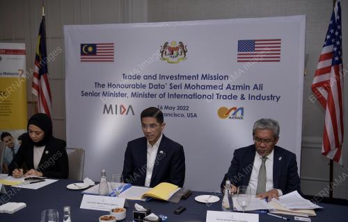 DATUK SERI MOHAMED AZMIN ALI