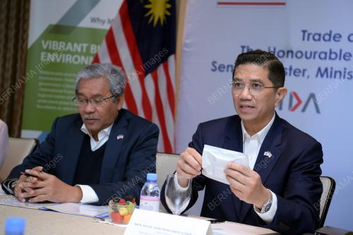 DATUK SERI MOHAMED AZMIN ALI