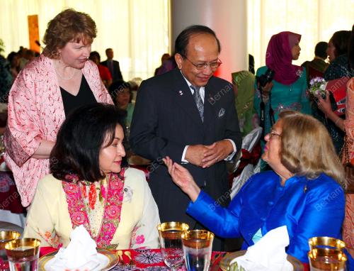 ROSMAH MANSOR