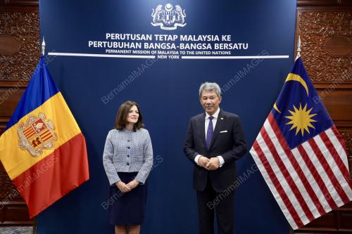 DATUK SERI MOHAMAD HASAN