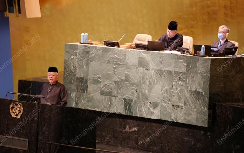 DATUK SERI ISMAIL SABRI YAAKOB