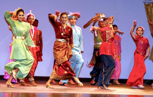 TARIAN KEBUDAYAAN