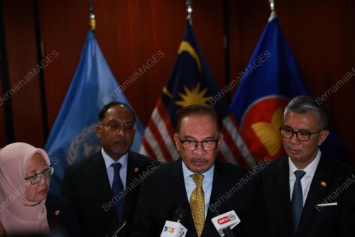 DATUK SERI ANWAR IBRAHIM