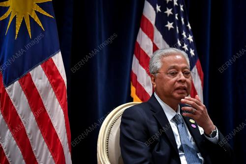 DATUK SERI ISMAIL SABRI YAAKOB