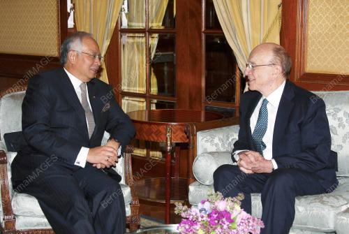 MOHD NAJIB TUN ABDUL RAZAK