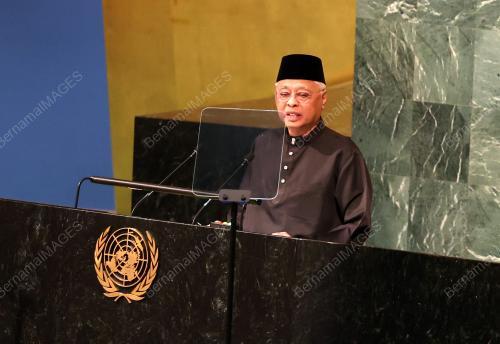 DATUK SERI ISMAIL SABRI YAAKOB