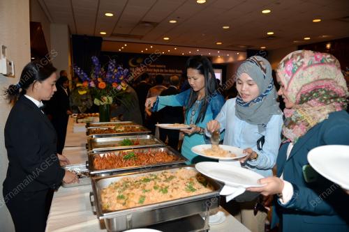 USA11_28092013_STUDENTS_FOOD