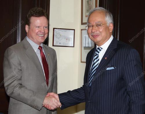 MOHD NAJIB TUN RAZAK