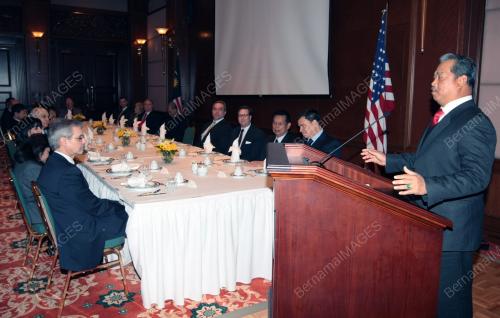 USA13_14012011_MUHYIDDIN