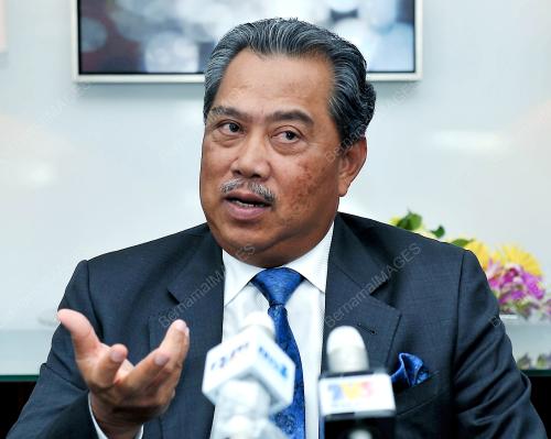 TAN SRI MUHYIDDIN MOHD YASSIN