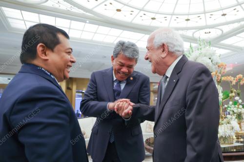 DATUK SERI MOHAMAD HASAN