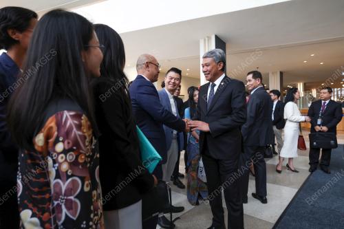 DATUK SERI MOHAMAD HASAN