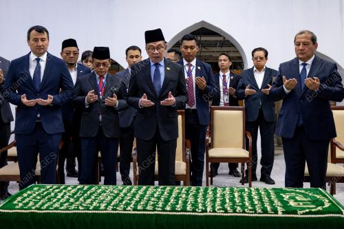 DATUK SERI ANWAR IBRAHIM 