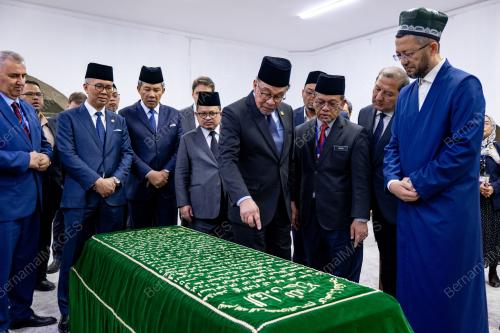 DATUK SERI ANWAR IBRAHIM 