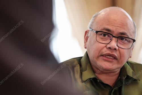 ILHAM TUAH ILLIAS