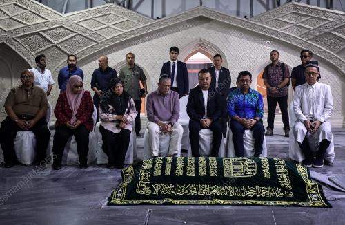 DATUK SERI FADILLAH YUSOF
