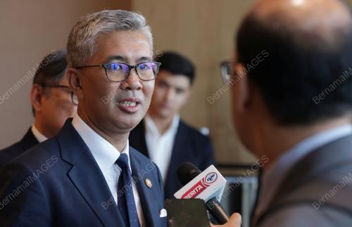 TENGKU DATUK SERI ZAFRUL ABDUL AZIZ 