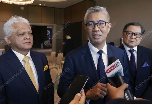 TENGKU DATUK SERI ZAFRUL ABDUL AZIZ 