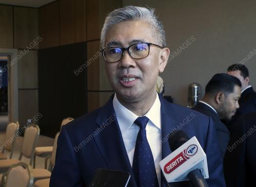 TENGKU DATUK SERI ZAFRUL ABDUL AZIZ 