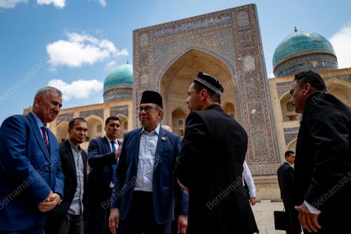 DATUK SERI ANWAR IBRAHIM 
