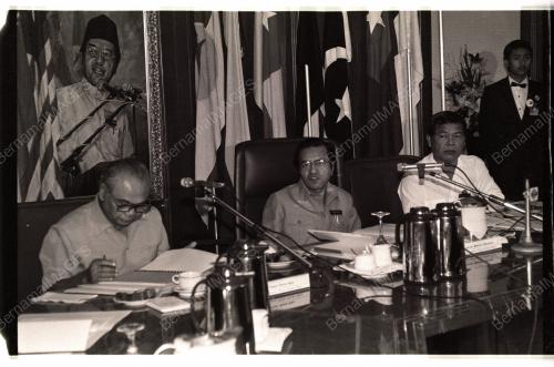 PM Rasmi Kompleks Taman Selera Tanjung