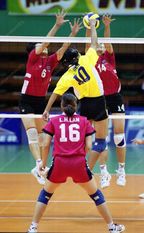 V004-16_09_2001_VOLLEYBALL_02022016