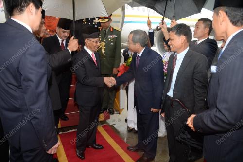 VET01_05092013_AGONG