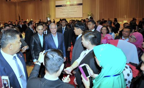 VET02_05042014_PM_HANOI