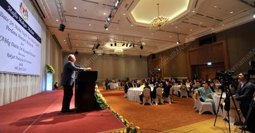 VET03_05042014_PM_HANOI