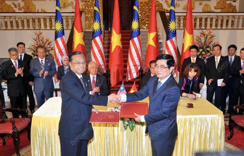 VET09_04042014_PM_HANOI